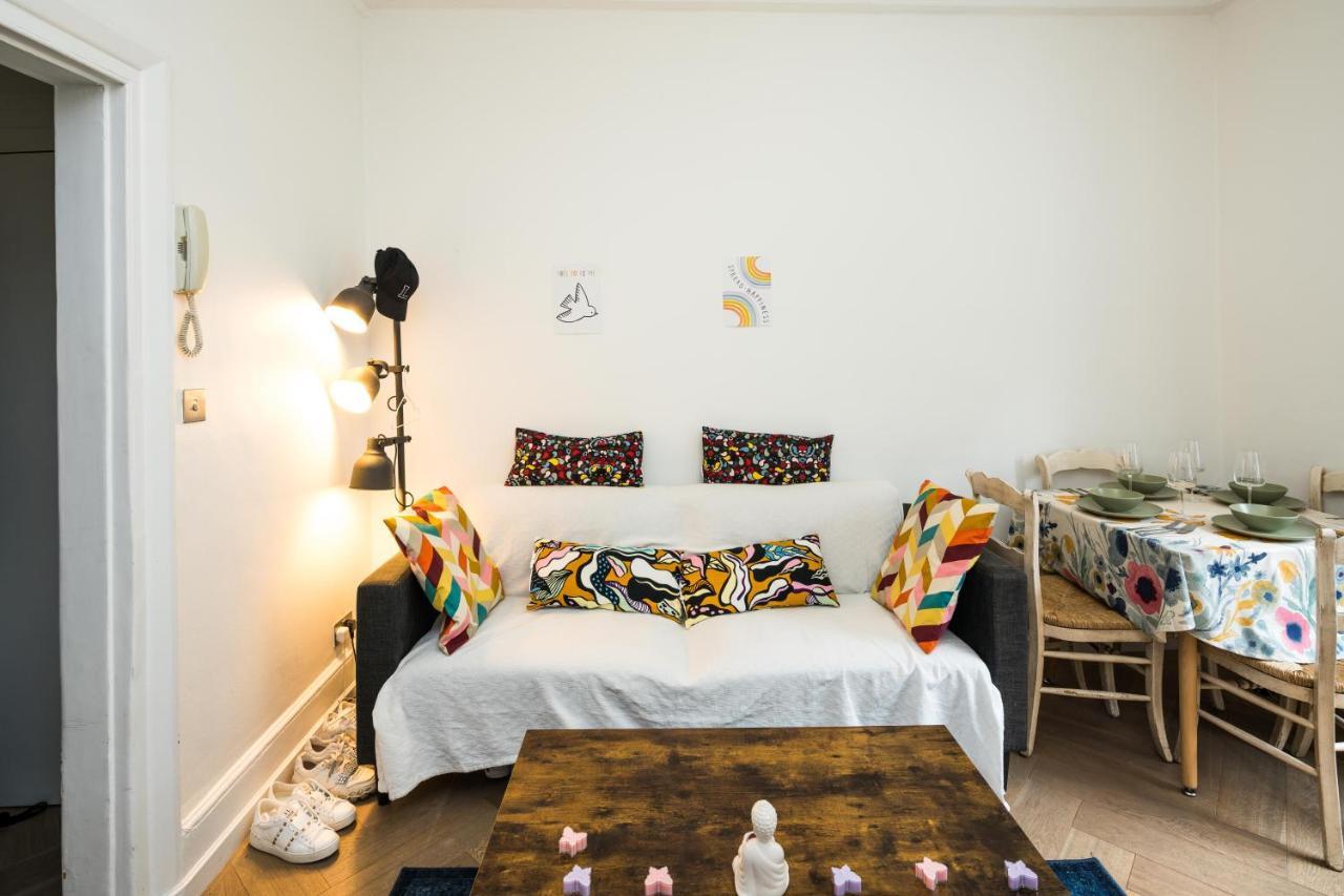 Cute 1 Bedroom / Marylebone Londra Esterno foto